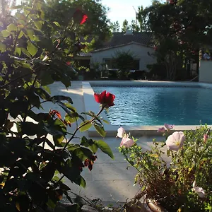 Le Petit Mas De Marie 3*, La Tour-d'Aigues France